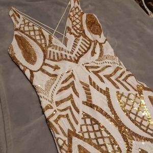 Traje de noche elegante para cualquier actividad